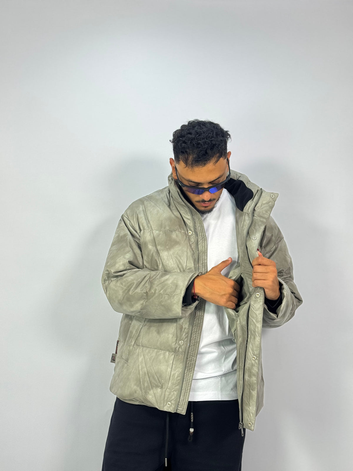 Puffer Stonewash – Sage Grey