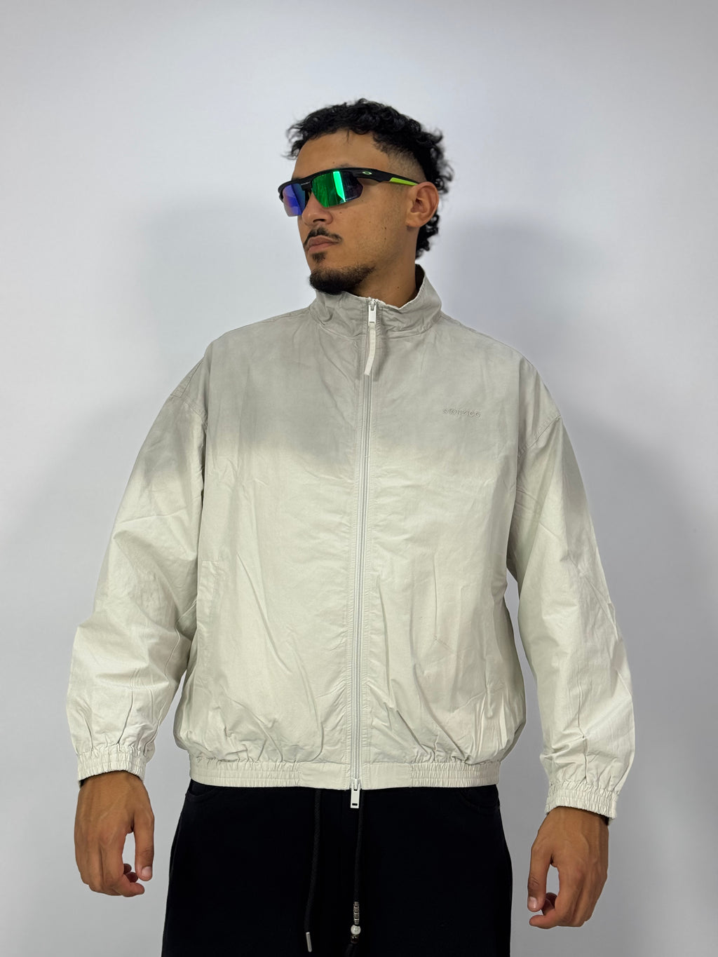 Veste Coupe-Vent Gris Clair – Minimal Streetwear