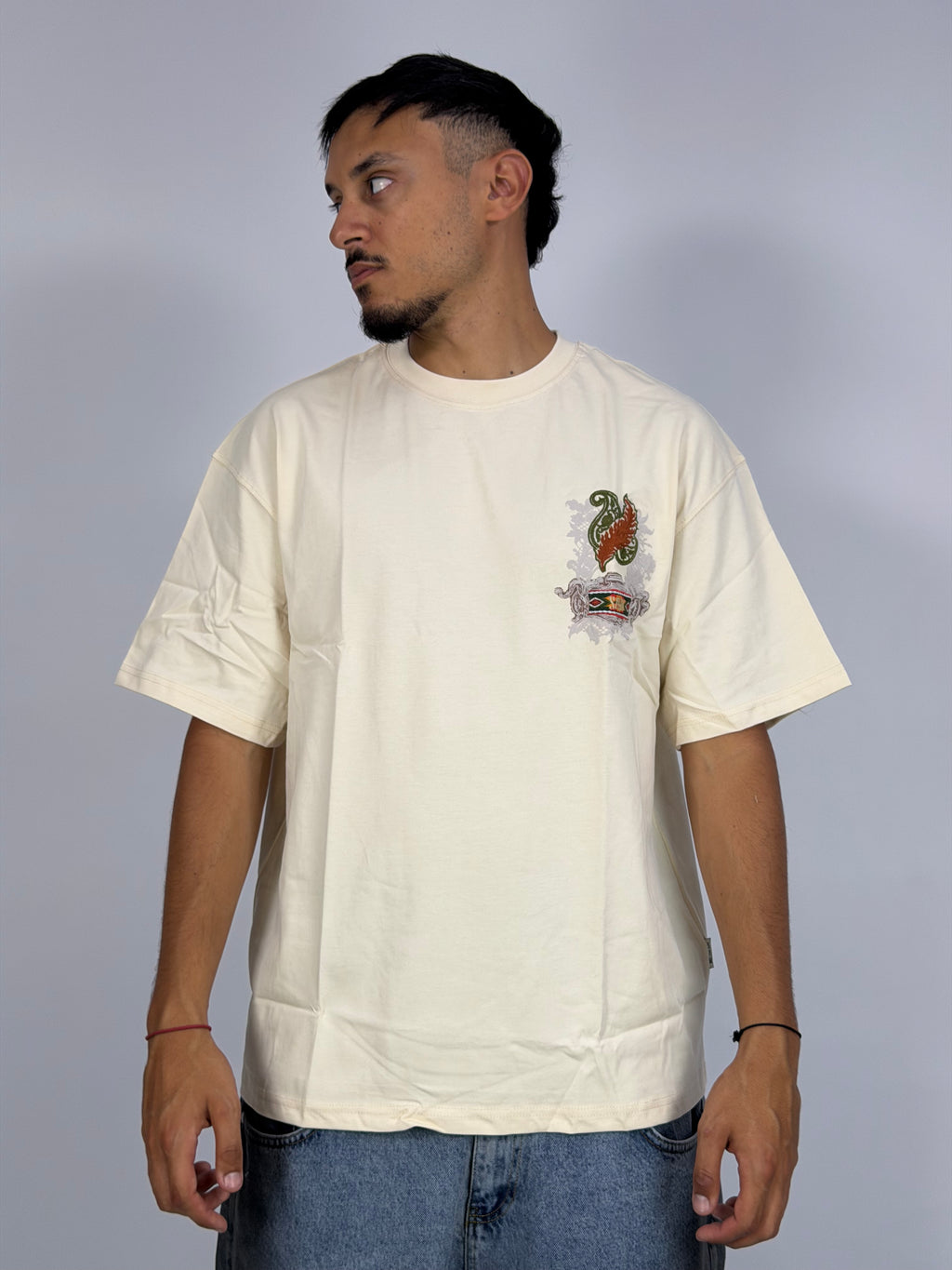 T-shirt ORIGINAL Oversize Blanc– Graphic Chest Detail