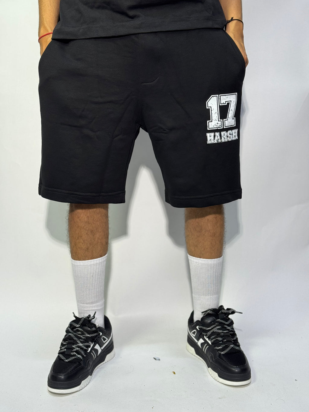 Ensemble Streetwear “17 HARSH” – Oversize Edition (A)