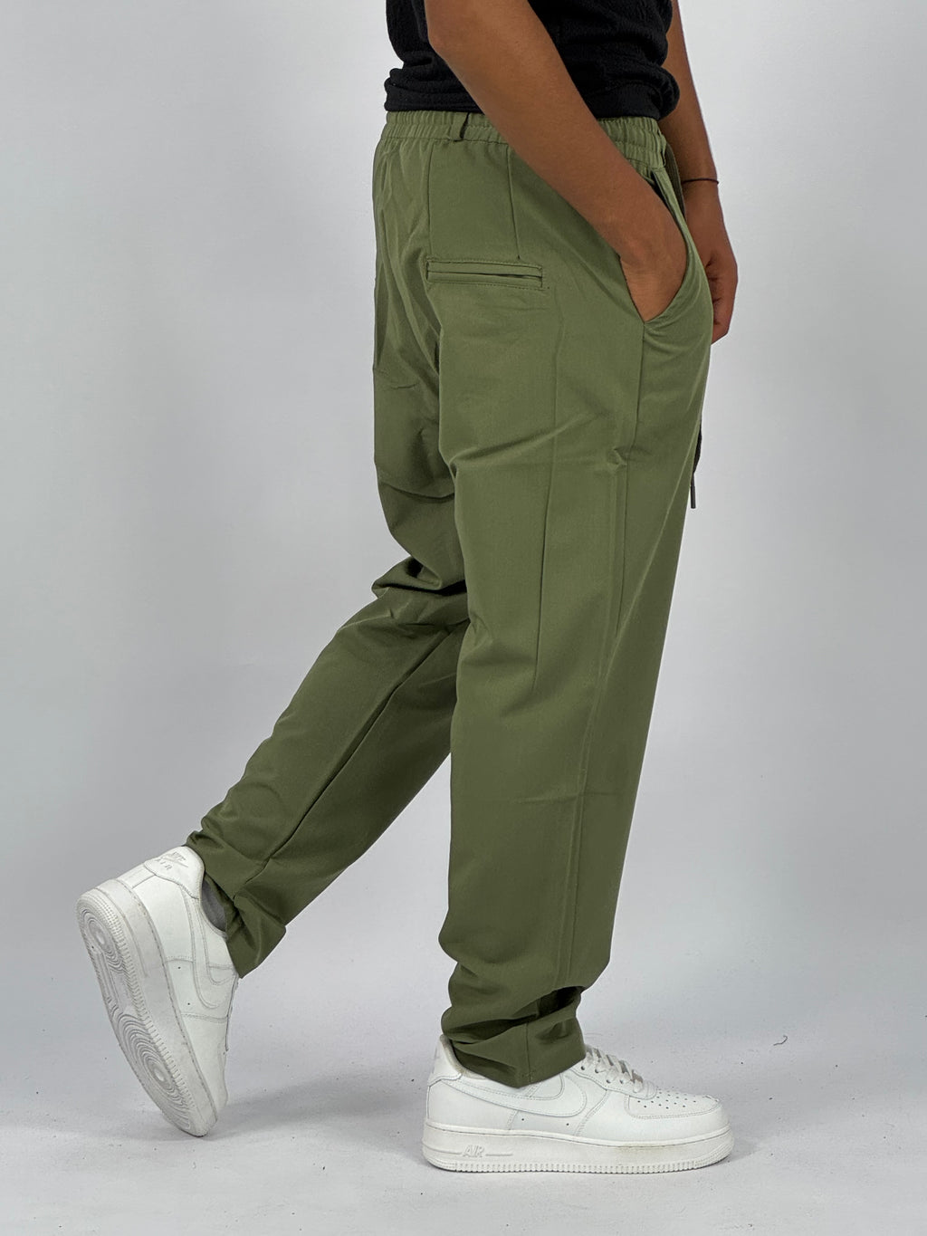 Pantalon Premium Vert – Coupe Relax & Style Minimaliste