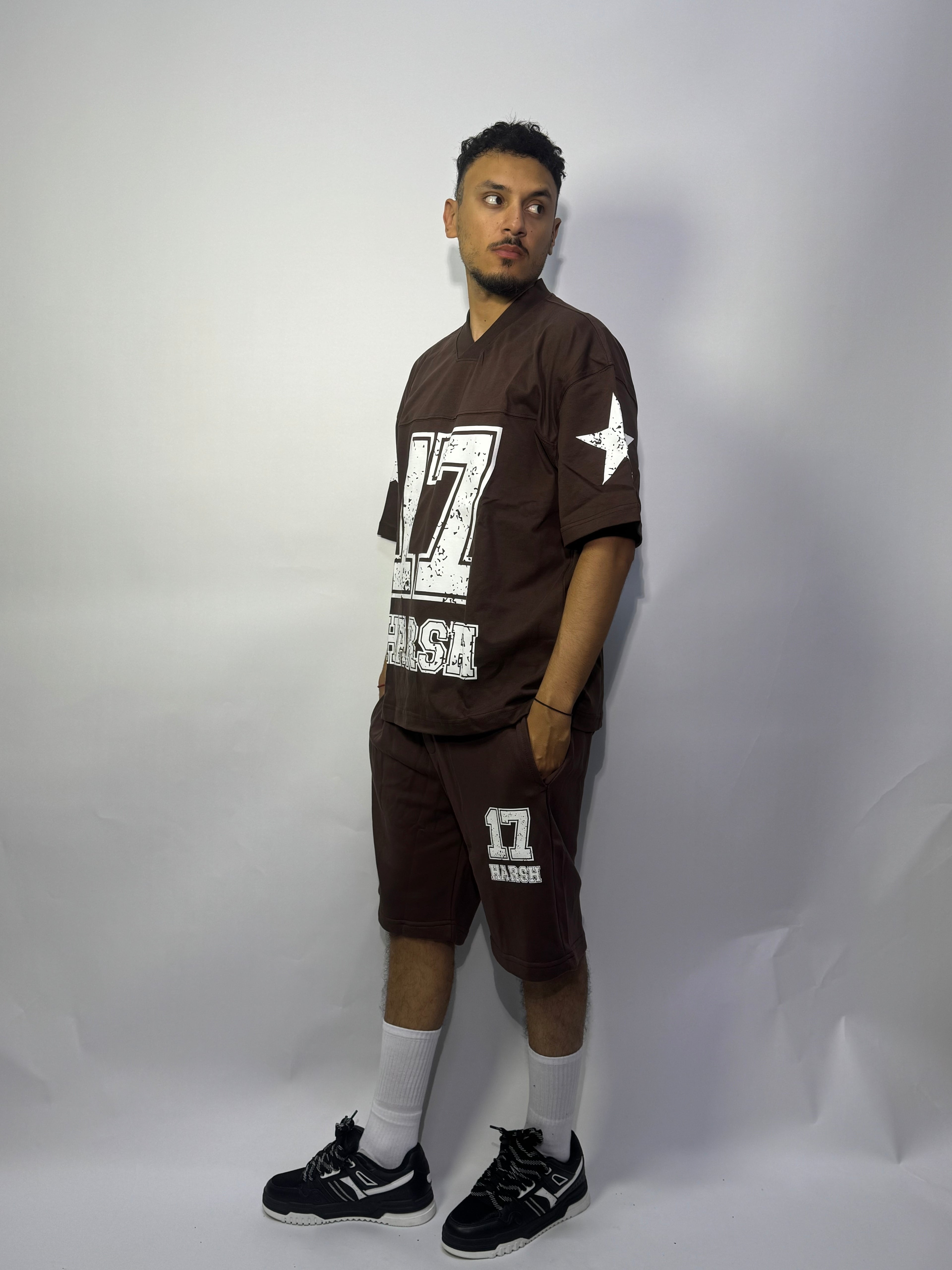Ensemble Streetwear “17 HARSH” – Oversize Edition (B)