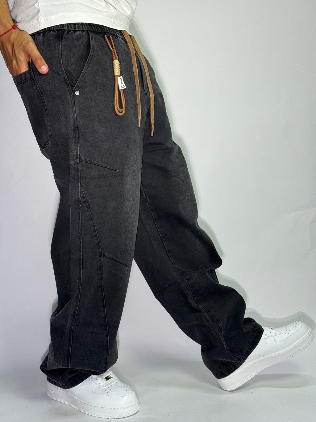 Baggy Denim Noir | Urban Streetwear Collection