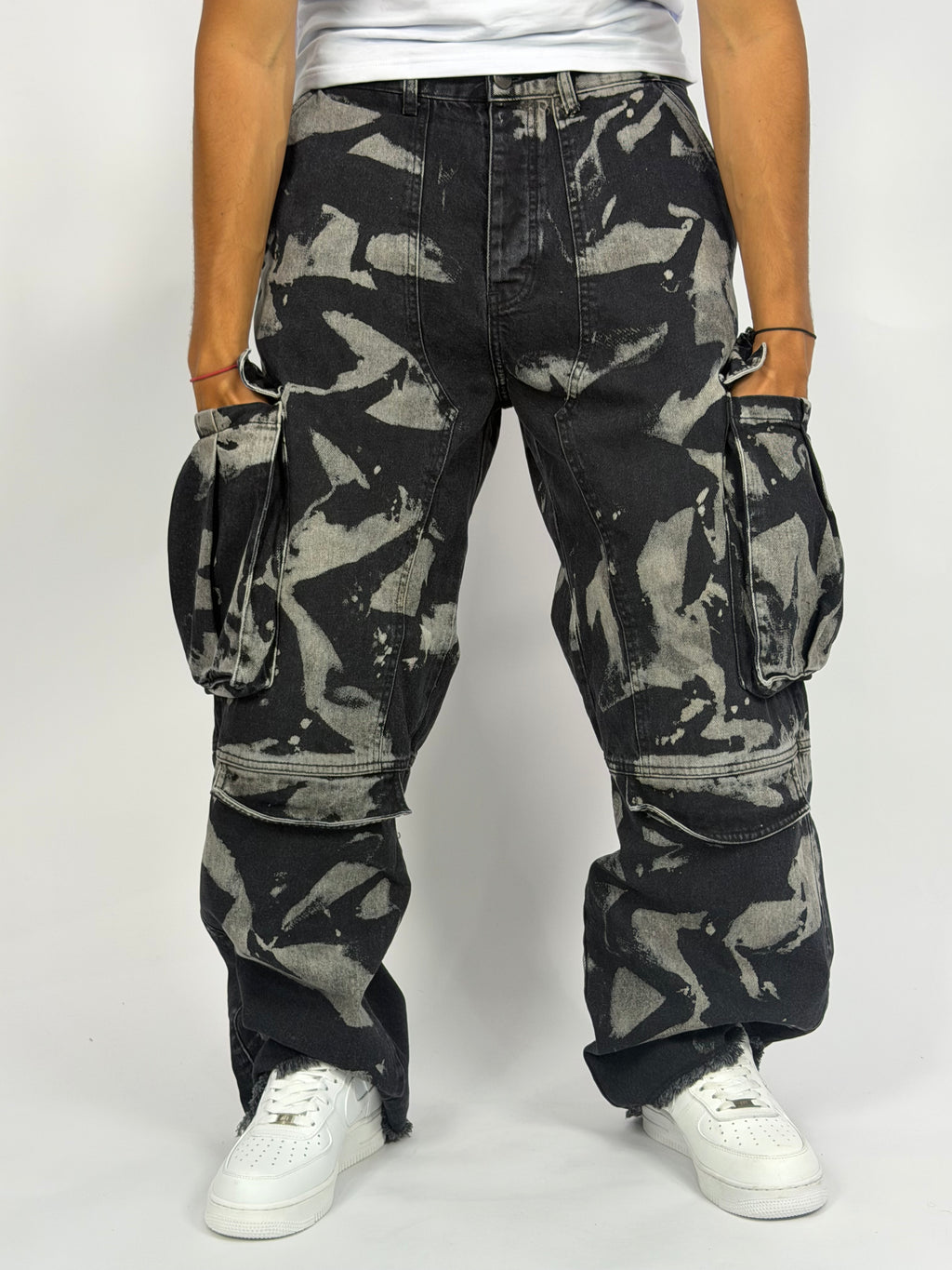 Jeans ORIGINAL Denim Oversize Cargo – Black Washed Camo Edition