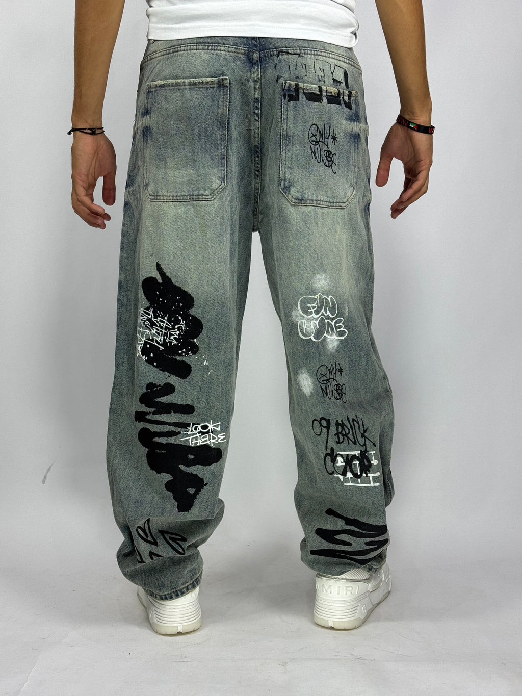 Jean 1ʳᵉ Qualité – Unique Design (Model C)