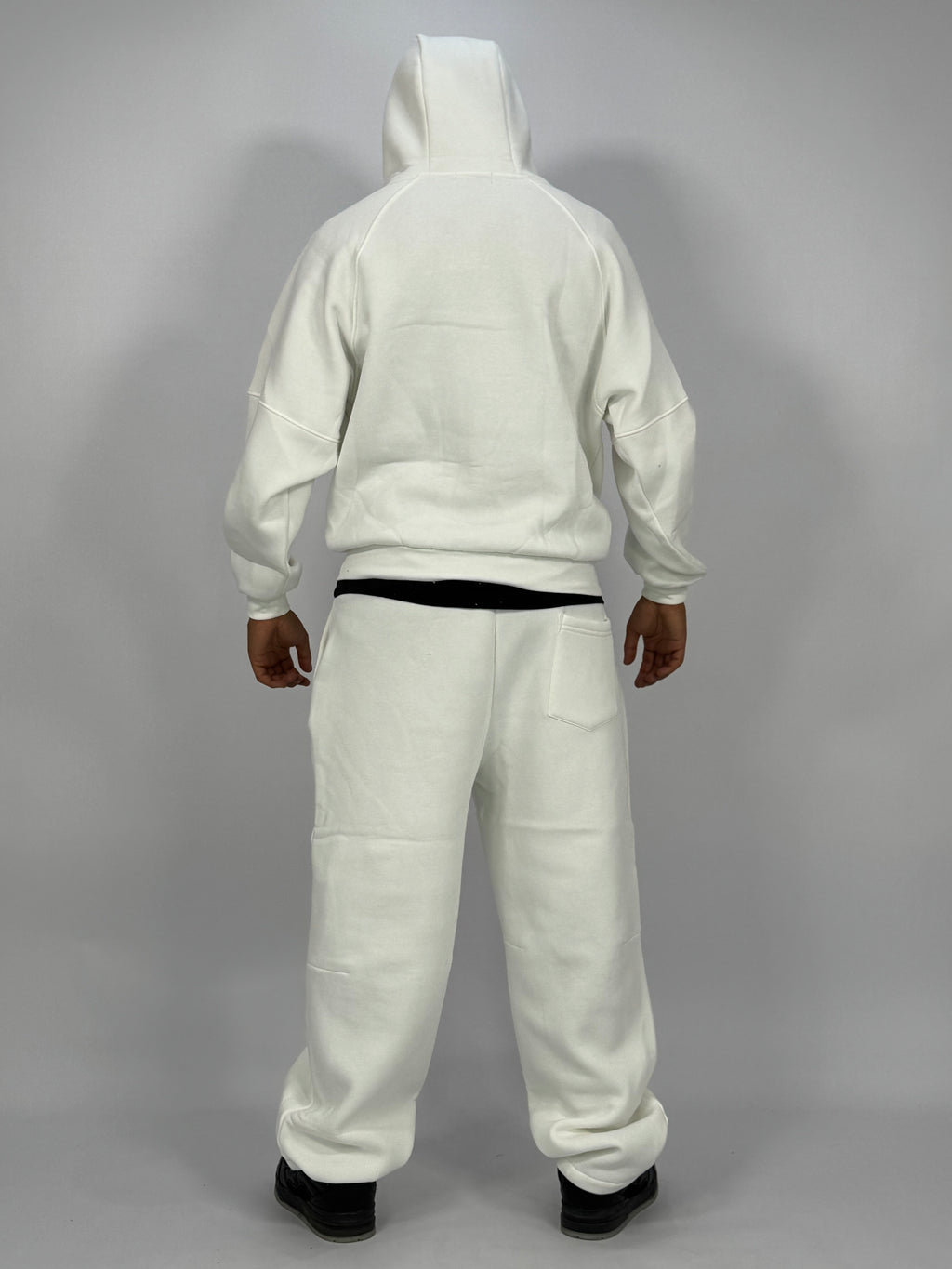 Ensemble Métalliques Blanc à Capuche