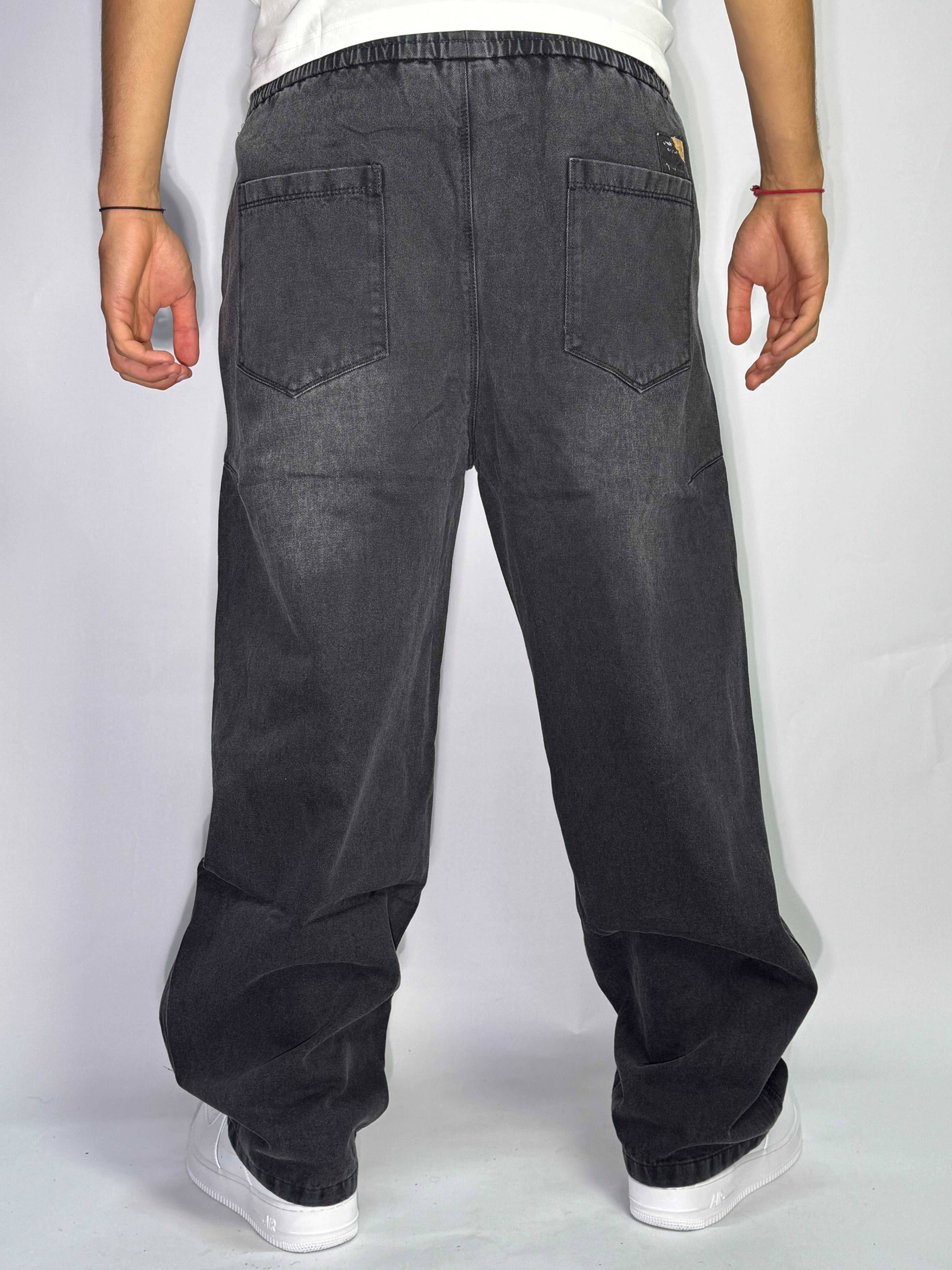 Baggy Denim Noir | Urban Streetwear Collection