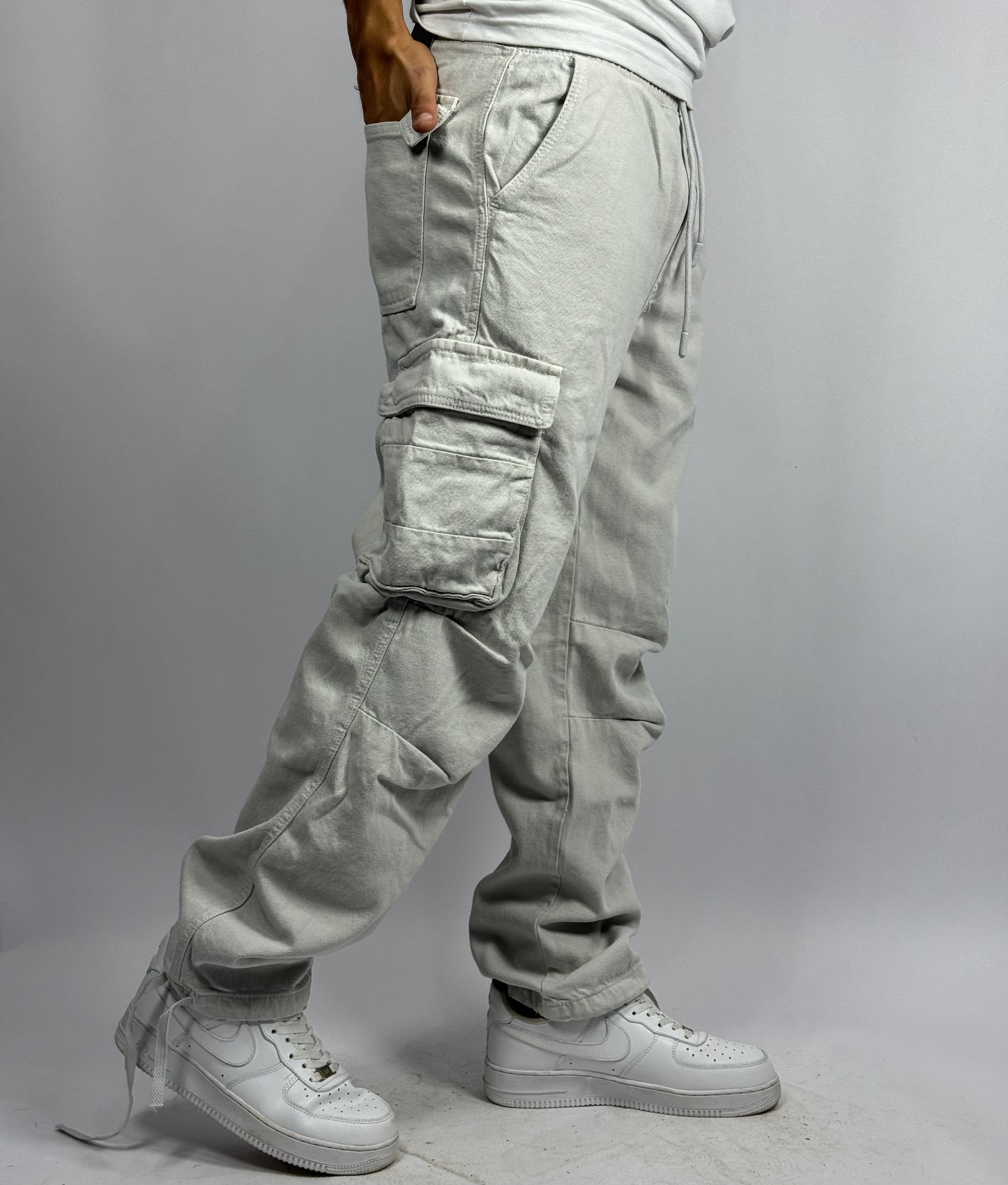 Jogging Homme Gris Blanc Foncé – Coupe Confort & Style Minimal