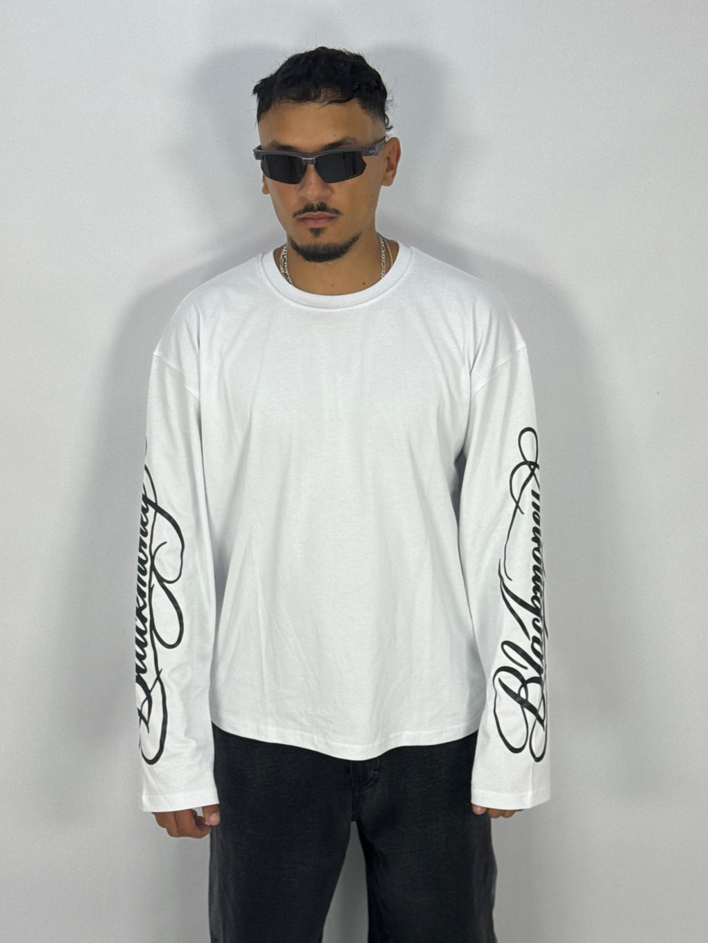 T-Shirt Oversize BlackMoney Blanc – Graphic Sleeve