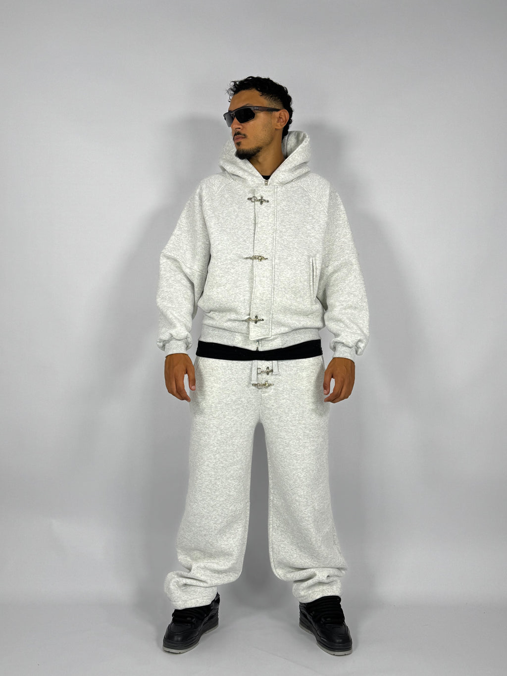 Ensemble Métalliques Blanc à Capuche