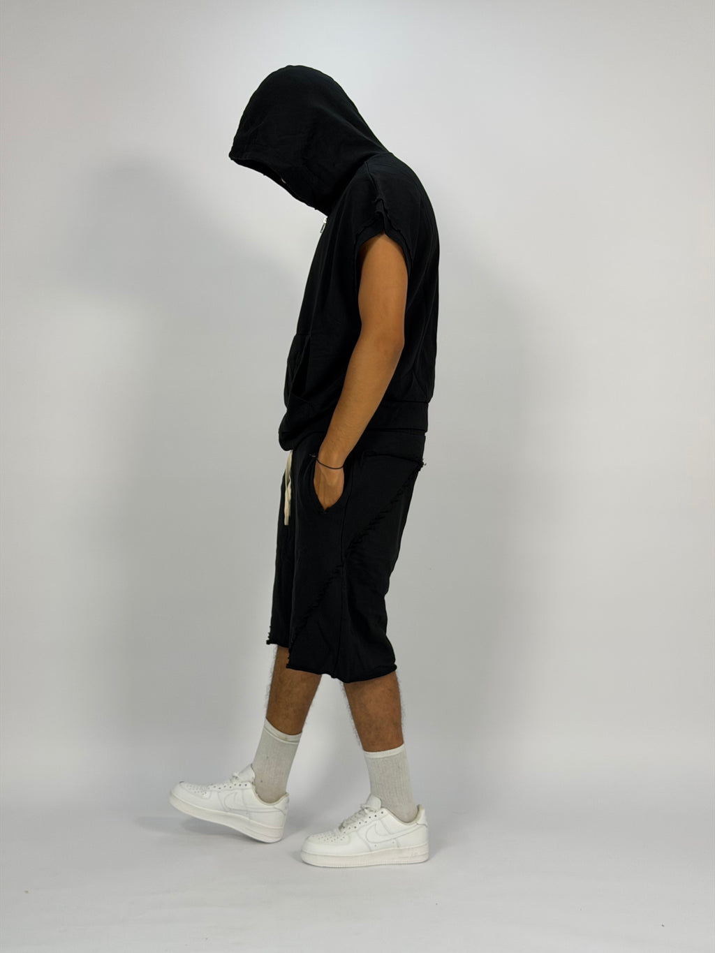 Ensemble “SAND WAVE” Noir  – Hoodie Sans Manches + Short Summer Fit