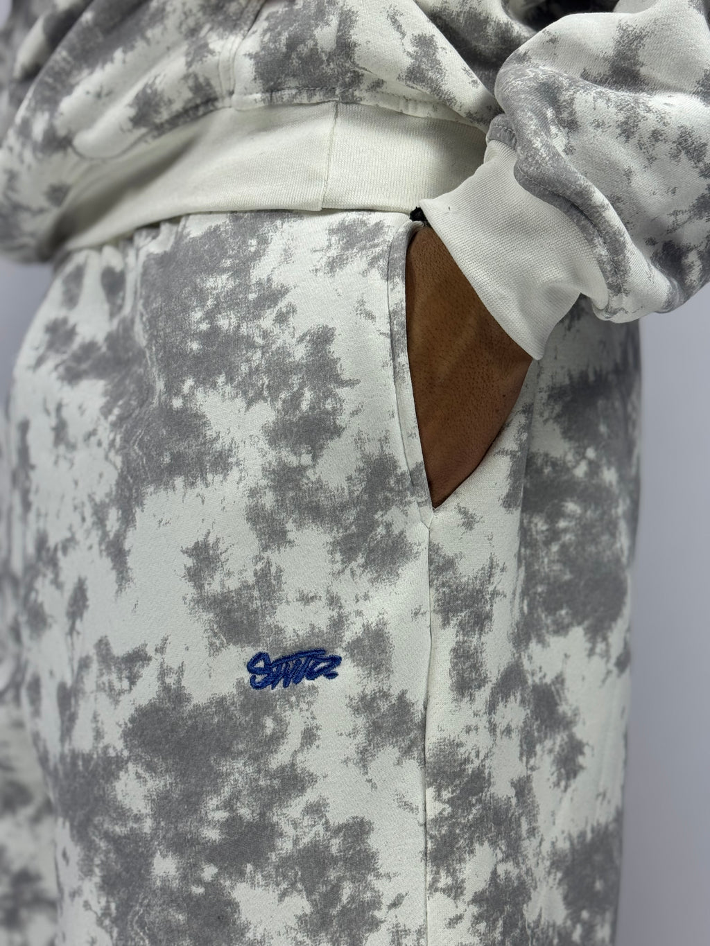 Ensemble Hoodie Blanc STWD – Confort Premium & Style Urbain