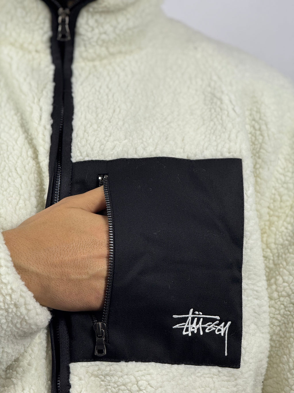 Veste Sherpa Homme Blanc – Douceur Premium & Style Moderne