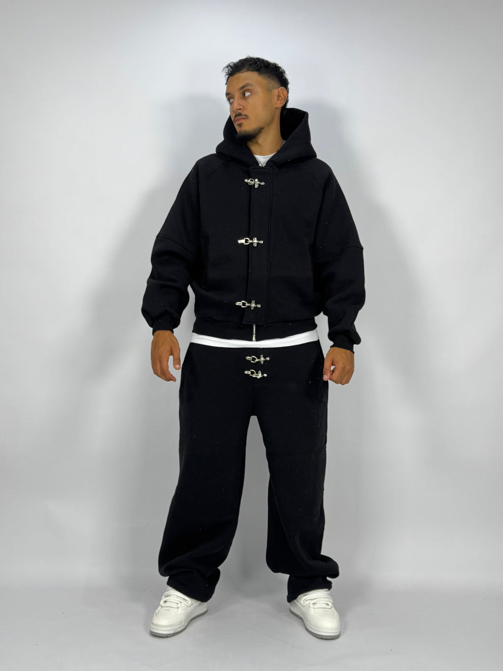 Ensemble Métalliques Noir à Capuche