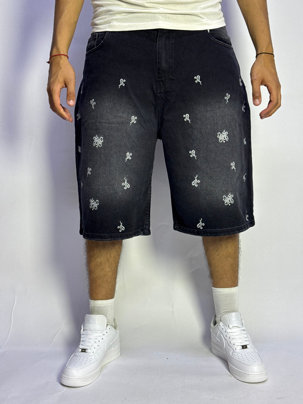 Short Jeans Denim Noir Oversize Pattern – 1 Ère Qualité