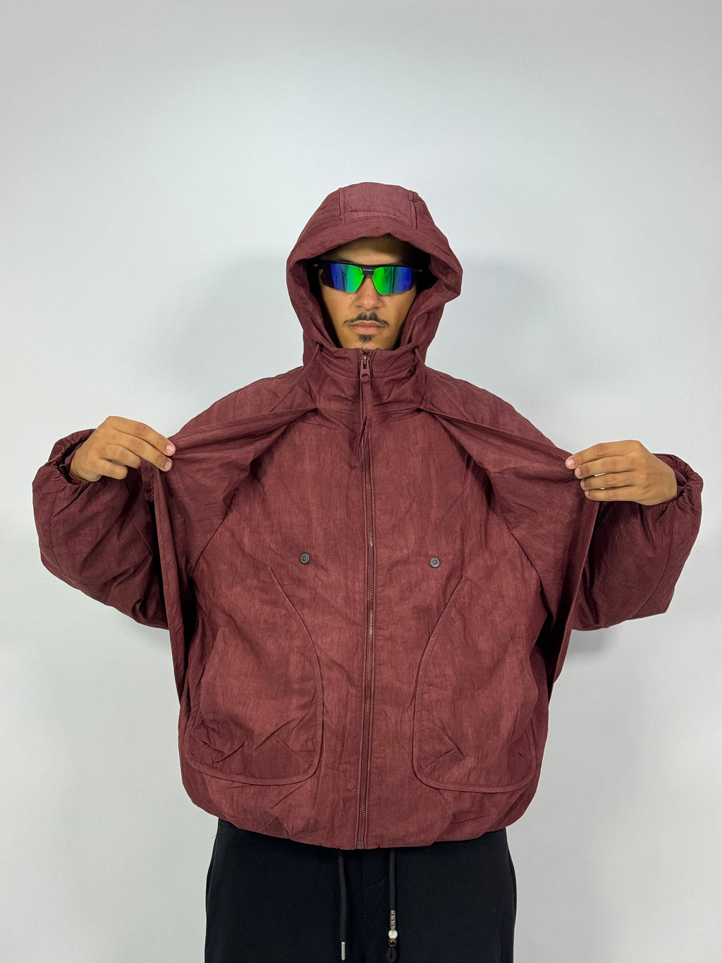 Veste Parka Homme Rouge Terre – Volume Utility à Capuche