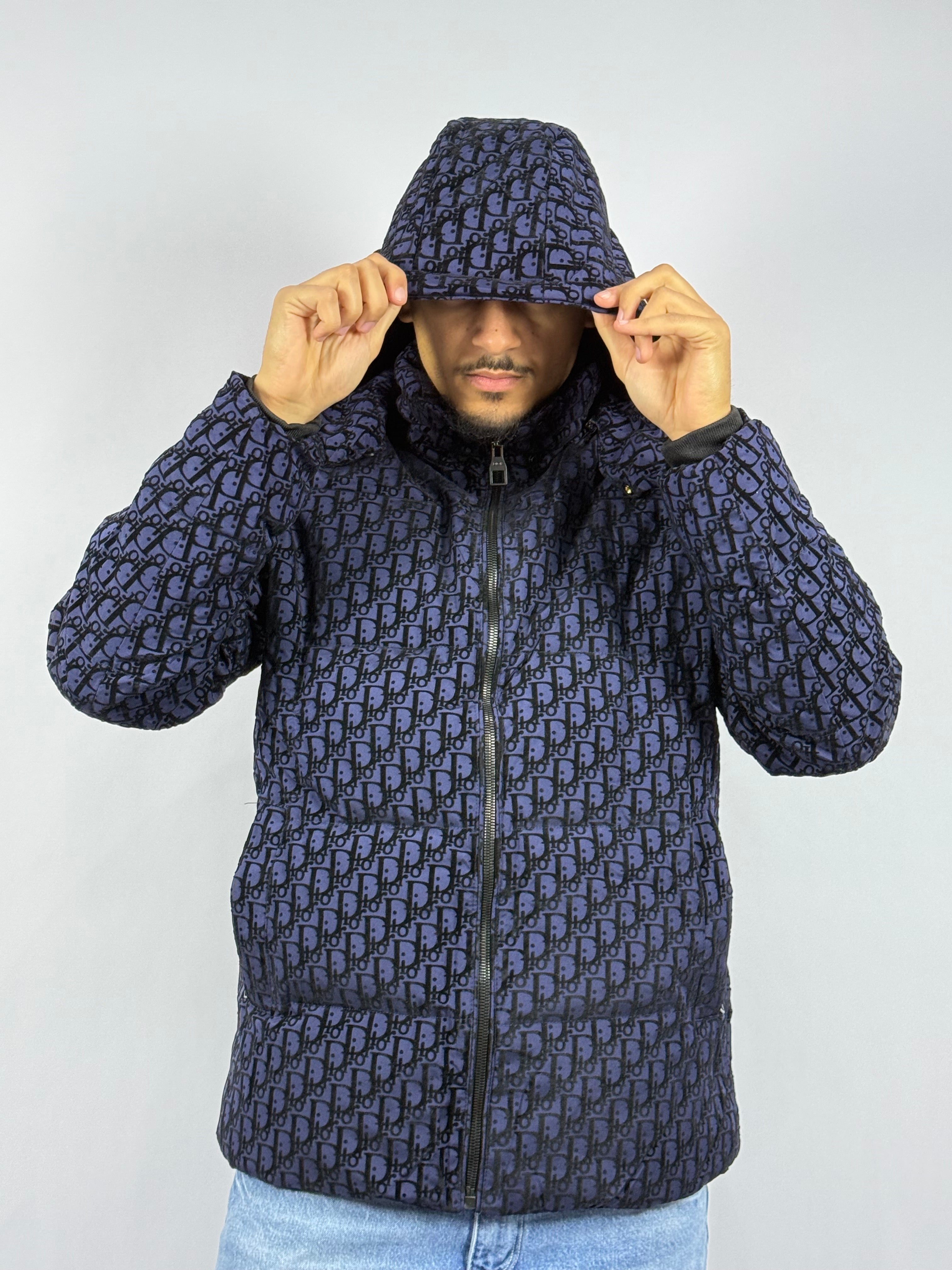 Veste Signature DR Bleu – Design Graphique & Coupe Confort