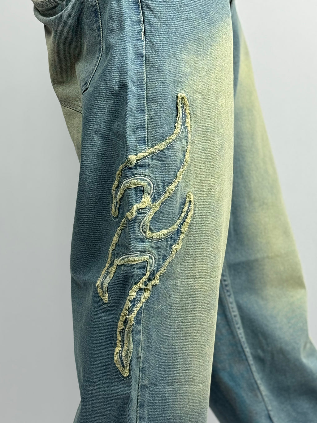 Jean Baggy 1 ère Qualité – Collection Broderie Flamme ( Model A)